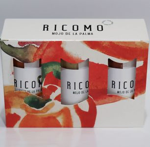 Mojo Ricomo salsas roja y verde con patatas asadas